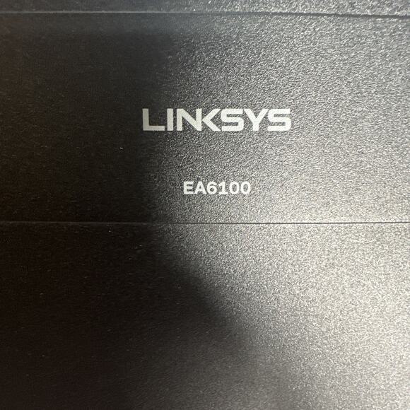 Linksys EA6100 Dual-Band WiFi Router TESTED-WORKS - Picture 2 of 6